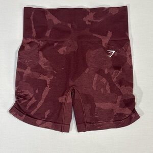 Gymshark Seamless Camo High Waisted Training Shorts Burgundy Scrunch Fit